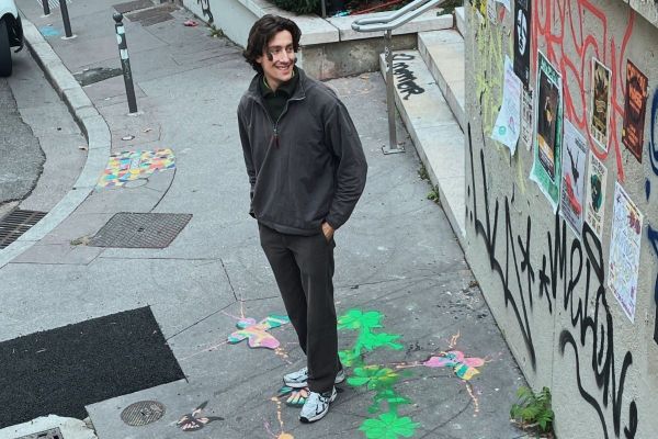 Konsten att överleva i Paris – en medlems guide till kaoset