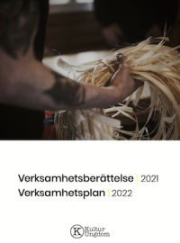 Omslag till verksamhetsberättelsen och verksamhetsplanen 2021–2022.